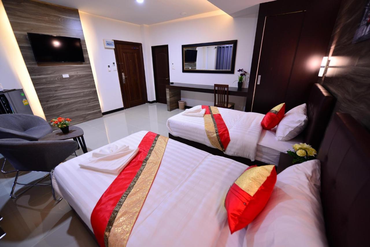 The Room Boutique Hotel Sakon Nakhon Exterior foto