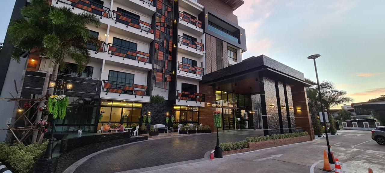 The Room Boutique Hotel Sakon Nakhon Exterior foto