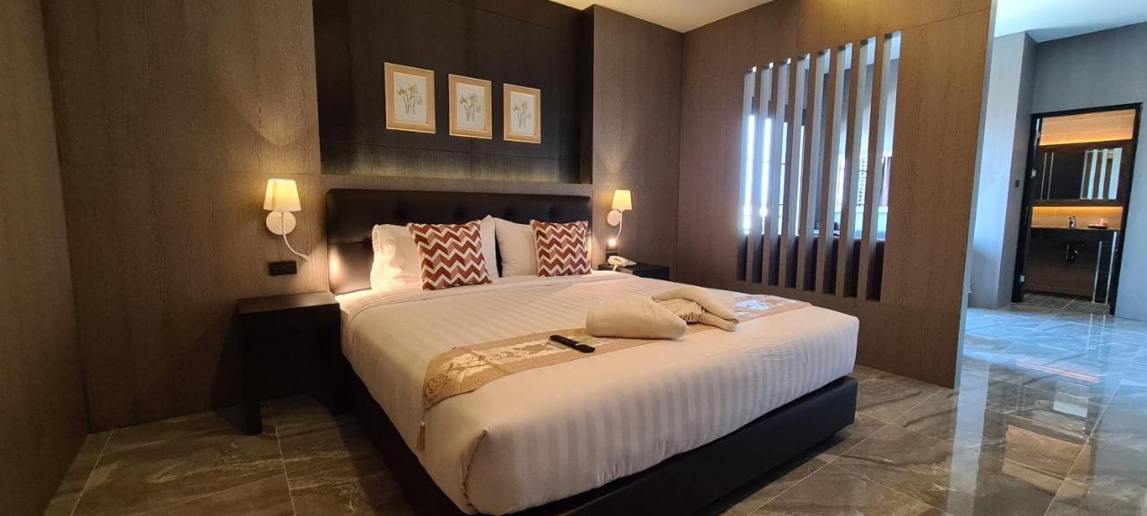 The Room Boutique Hotel Sakon Nakhon Exterior foto